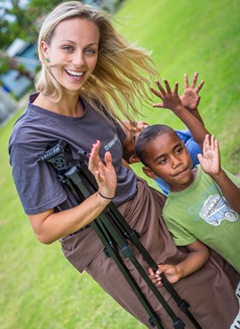 Volunteer with children in Fiji
